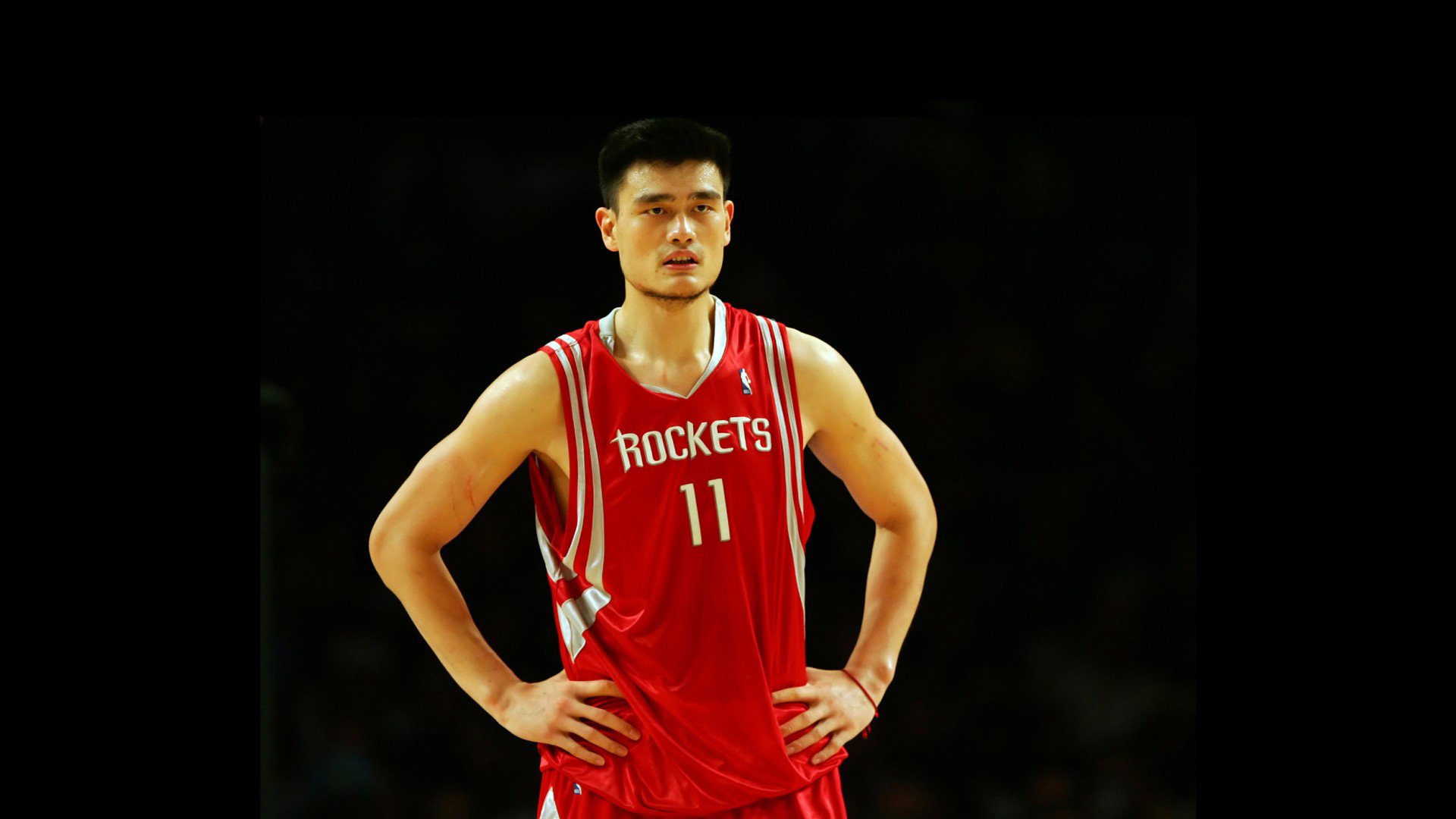 jinnianhuisports-跨界风暴！魔术备战葡超、雷霆连胜瞄英超，AC米兰竟为NBA复出首秀让路？媒体炸锅，这操作绝了！